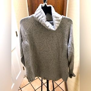 COPY - Ann Taylor Cashmere Turtleneck NWOT Medium LOW BALL OFFERS BLOCKED